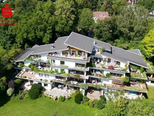 3-Zimmer-Dachgeschosswohnung mit zwei Terrassen mit Blick auf den Starnberger See