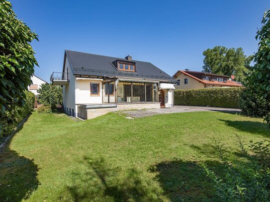 Saniertes Einfamilienhaus mit Anbaupotenzial - Neues Dach, Heizung, Fenster...