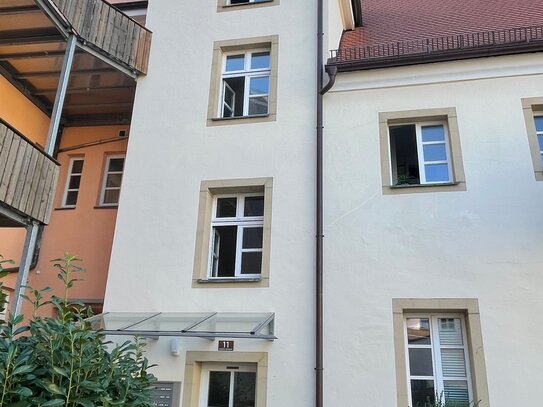 Komplett möbliertes 1-Zimmer-Apartment in der Amberger Altstadt zu vermieten