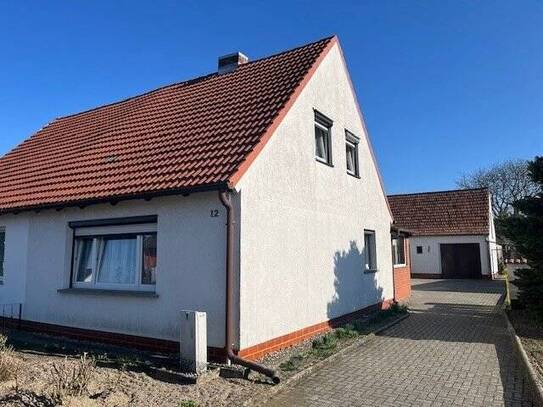 Gemütliche Doppelhaushälfte in reizvoller Umgebung