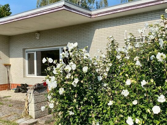 Gemütlicher Bungalow mit Potenzial in Berlin-Lankwitz