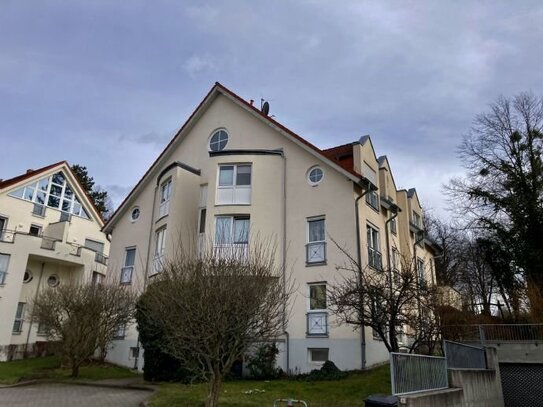 Kleine Perle !! Tolle Familien-Wohnung mit 3 Zimmern, 2 Bäder, Balkon