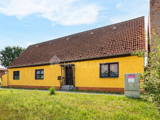 Charmantes Einfamilienhaus mit großem Potenzial und großzügigem Grundstück