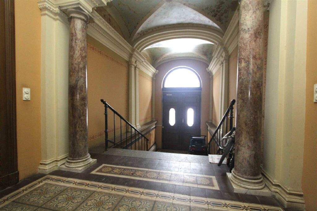 Stilvolle Zweiraumwohnung mit Dachterrasse im Graphischen Viertel Leipzig