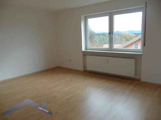 Passau Grubweg helle gepflegte 3 Zimmer Wohnung mit Balkon