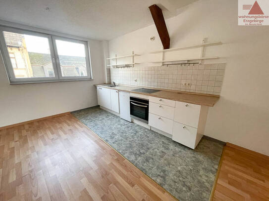 3-Raum-Wohnung mit Einbauküche