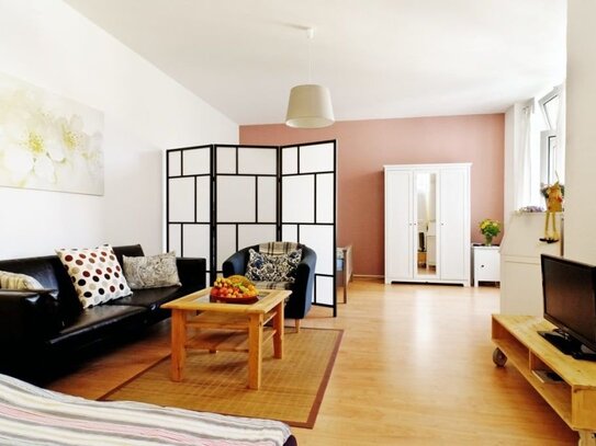 Nice apartment in trendy Friedrichshain