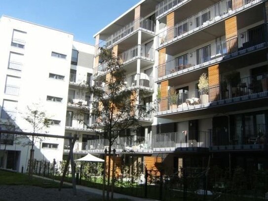 Moderne 3-Zimmer Wohnung mit Balkon in den Donnersberger Höfen