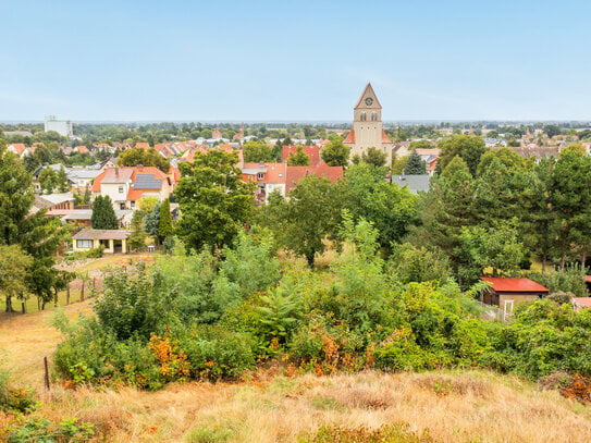 Bauträgerfreies teil-erschlossenes Grundstück in Wriezen - Zentrumsnah mit Ausblick über die Stadt!