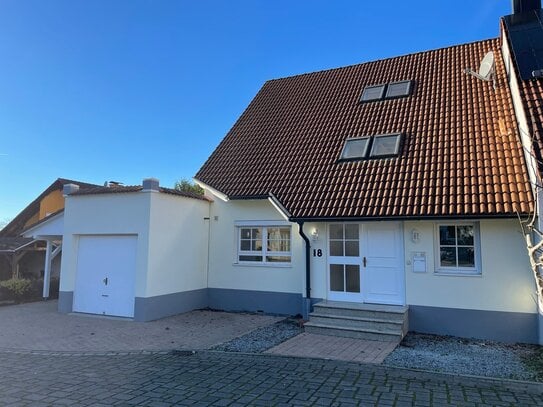 Einfamilienhaus in ruhiger Lage mit Garage und Carport in Bollschweil Sofort verfügbar.