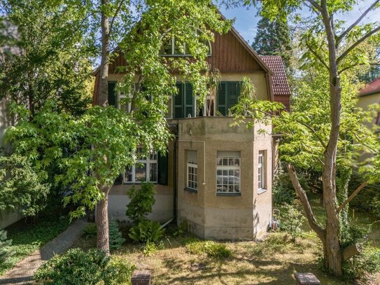 Exklusive Villa in Berlin-Zehlendorf von ca. 1911: Originaler Grundriss und klassische Architektur