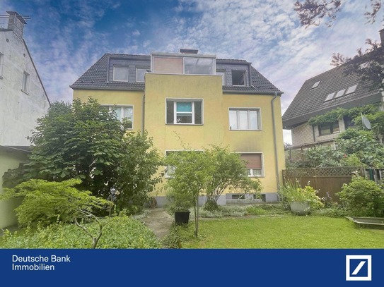 RENDITEHAUS mit TOP-ERTRAG! 4 Parteienhaus und 2 Garagen, modernisiert, in Oberhausen, citynah!