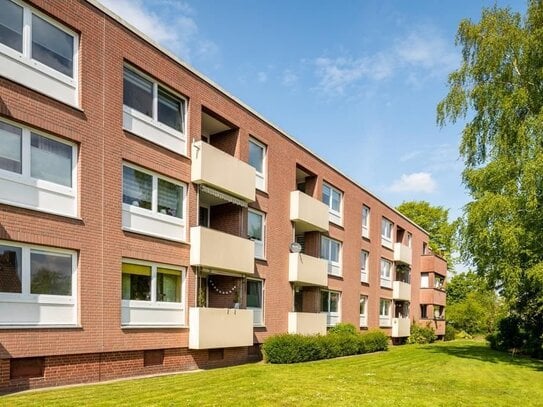 3 Zimmerwohnung mit Wannenbad und Balkon in Bremerhaven Surheide