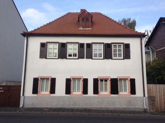 Charmantes Altbau Einfamilienhaus mit Garten in Mühlheim Dietesheim ! FESTPREIS !