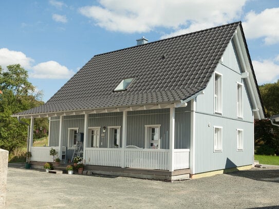 Traumhaus mit Verranda im Skandinavischen Stil