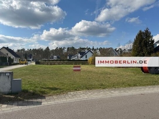 IMMOBERLIN.DE - Exzellentes Baugrundstück beim Golf- + Country-Club Seddiner See