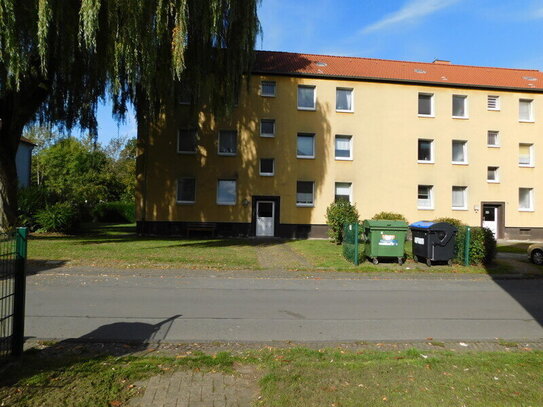 Achtung wir renovieren für Sie! Einzugsbereite Wohnung im ersten OG!