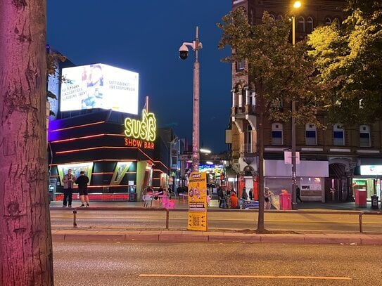 STARTKLAR FÜR IHREN ERFOLG AUF DER REEPERBAHN MIT LAUFKUNDSCHAFT