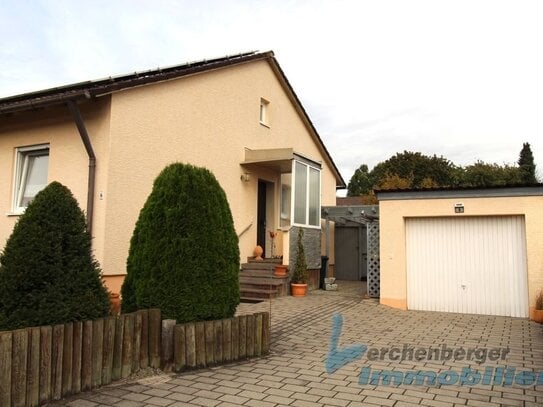 ***Einfamilienhaus mit Garten in ruhiger Lage von Eichendorf***