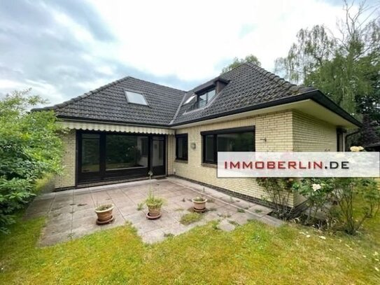 IMMOBERLIN.DE - Ansprechendes Einfamilienhaus mit Südterrassen & Garage in familiärer Lage im Hamburger Speckgürtel