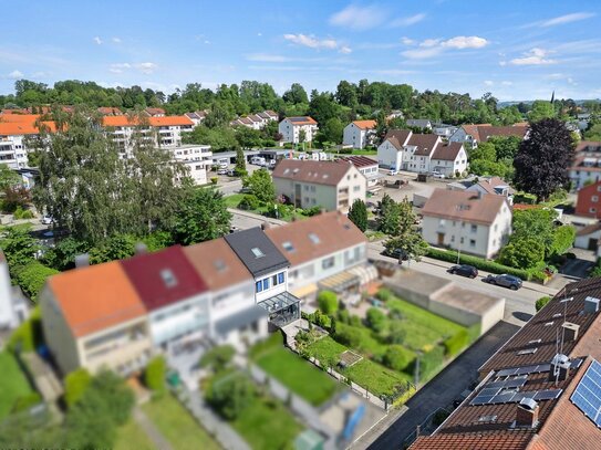 Energetisch saniert! Charmantes Reihenmittelhaus mit schönem Wintergarten in gesuchter Lage