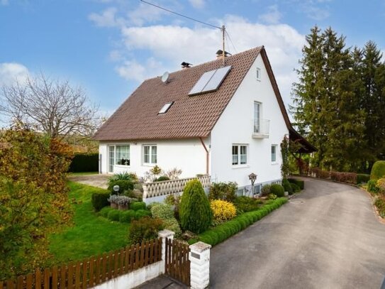 Schönes Einfamilienhaus in attraktiver Lage und herrlichem Ausblick