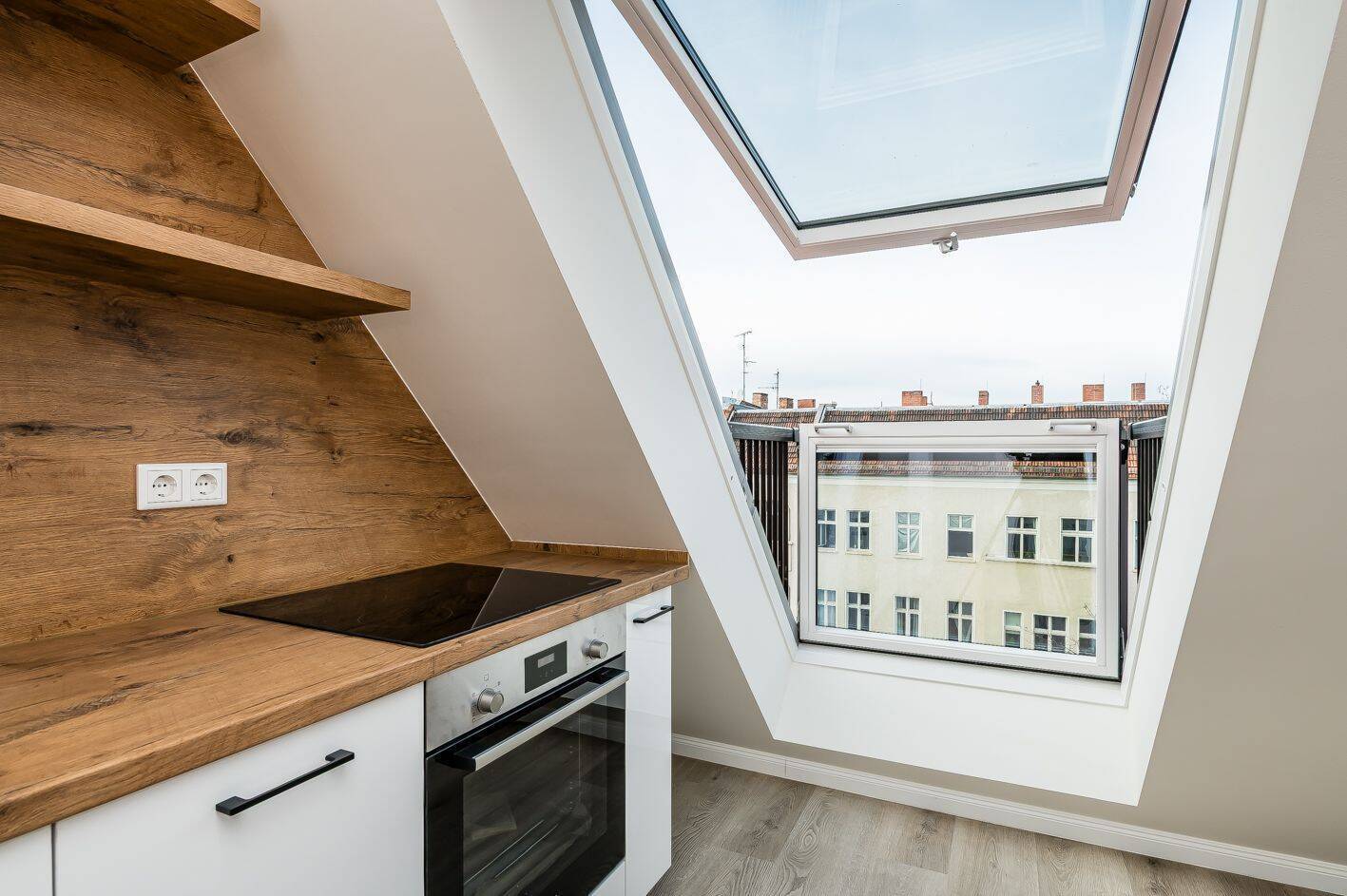 Erstbezug: 1-Zimmer Neubauwohnung im Dachgeschoss - Photo 1
