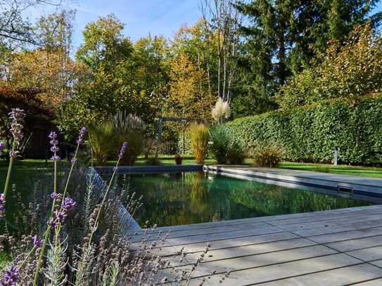 Luxuriöses Einfamilienhaus am Waldrand in München-Forstenried: Natur pur!