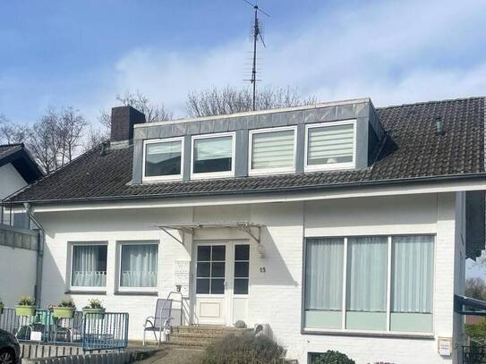 **3 ZIMMER-WOHNUNG MIT 2 KLEINEN BALKONEN - NUR 500 METER VOM STRAND ENTFERNT**