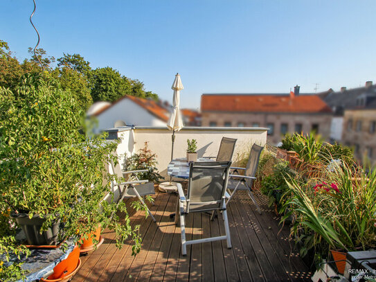 Großzügig Wohnen mit Dachterrasse, fast im Zentrum