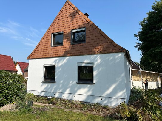 Saniertes Einfamilienhaus mit 5-Zimmer und schönem Grundstück - Oldenburg