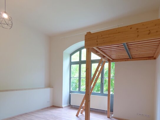 gz-i.de: Neustadt: Helles Apartment mit großem Fenster und Hochbett!