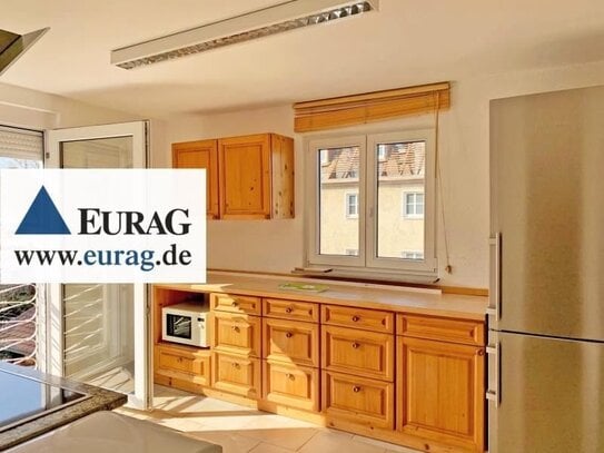 FÜ-Stadeln: ERSTBEZUG nach Renovierung, zauberhafte 2-Zi-Wohnung, 1. OG, inkl. EBK + WAMA