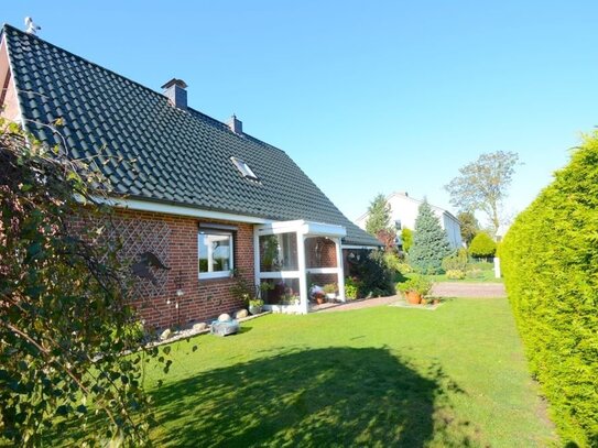 Sehr gepflegtes Einfamilienhaus mit Wiesenblick in Hemme