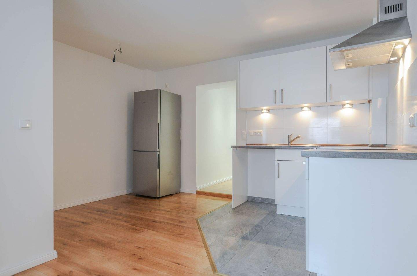 Gemütliche 2-Zimmer Wohnung mit offener Wohnküche! - Photo 1