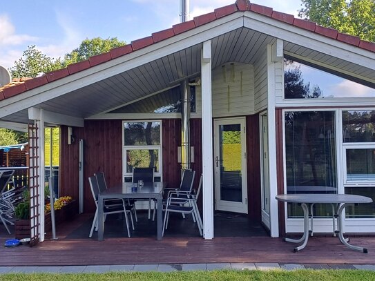 Neuwertiger 5- Zimmer Bungalow in Rüthnick mit Pool, Grillkota, Sauna, Kaminofen, 800qm Grund