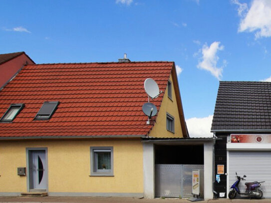 Wohnhaus mit Gewerbeflächen + Grundstück in zentraler Lage von Neuenburg am Rhein