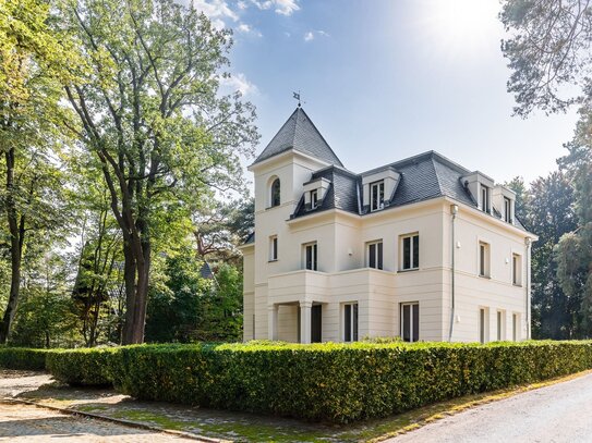 A Beautiful Dream - Imposante Mehrfamilienvilla mit Gestaltungspotential fußläufig des Schlachtensee