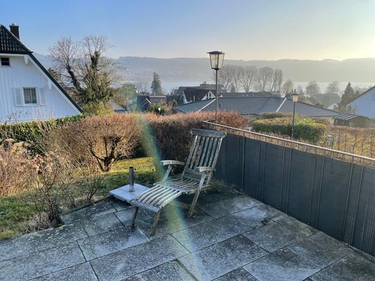 Wunderschönes, gepflegtes EFH mit ELW und herrlicher See- und Bergsicht auf der Halbinsel Höri