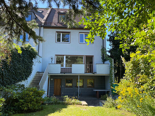 N-Lichtenhof, charmantes Architektenhaus in sehr gutem Renovierungs-und Pflegezustand, mit großzügiger Raumaufteilung.