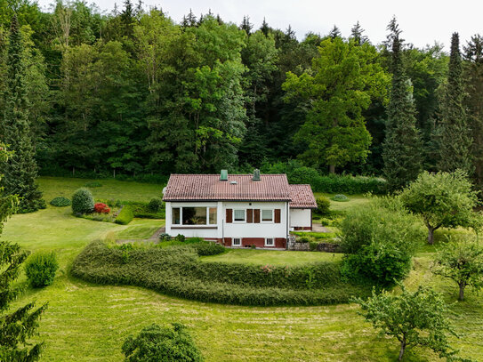 TRAUMHAFTES REFUGIUM: 4.904M² GRUND MIT WOCHENENDHAUS UND DOPPELGARAGE!