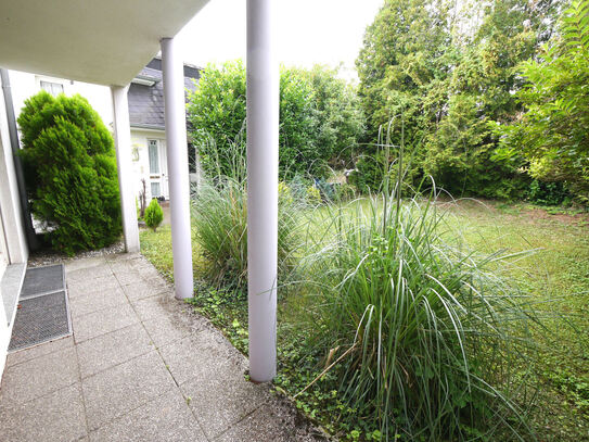 Topgepflegte Wohnung mit Balkon, Terrasse und Garten