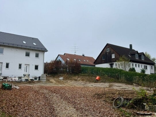 Brück Immobilien - *Kein Gegenüber* ca. 660 m² großes Baugrundstück in ruhiger Lage