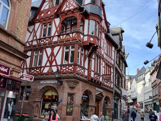 Eine "Denkmalperle" in der Marburger Altstadt