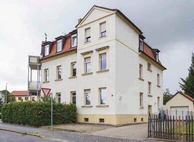 GEPFLEGTES MEHRFAMILIENHAUS IN FAMILIENFREUNDLICHER LAGE