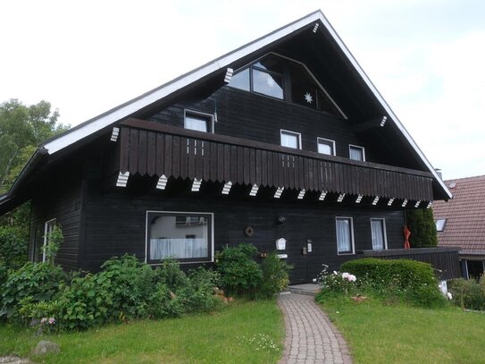 Großes Architektenhaus mit Einliegerwohnung in ruhiger 1A Lage