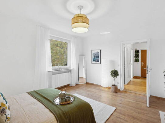 Moderne renovierte lichtdurchflutete Wohnung in toller Lage, bezugsfrei