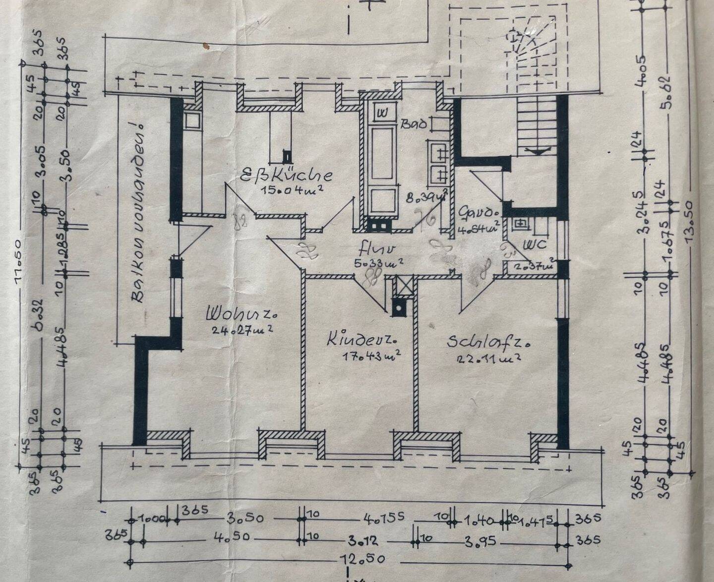                                                               Helle, gro&szlig;z&uuml;gige 3-Zimmer-Dachgeschosswohnung in Herrsching in gehobener Lage                                                       in Herrsching am Ammersee (Starnberg)