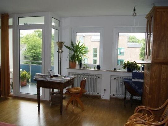 Lichtdurchflutete 2-Zimmer-Single-Wohnung mit Balkon in Aachen-Burtscheid