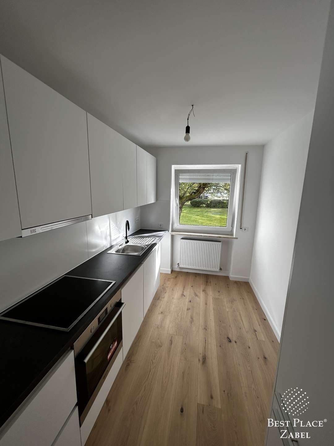 Umfassend sanierte 3-Zimmer-Wohnung in Muenchen-Hadern in naturnaher Lage